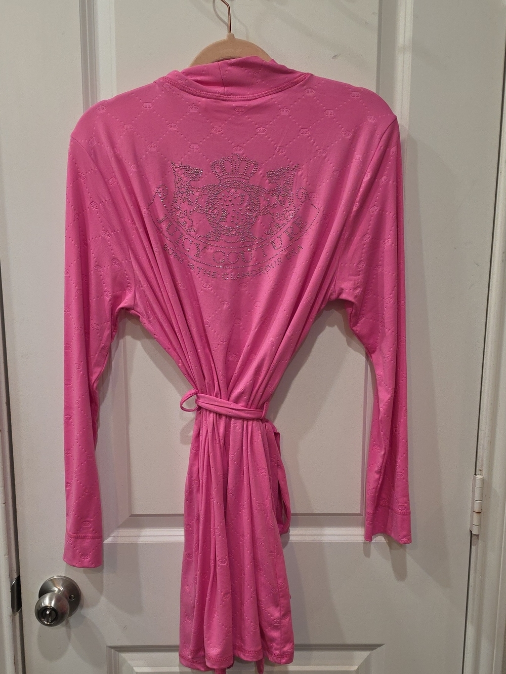 Juicy Couture 3-PC Born To Be Glamorous Robe, Cami ,& Short PJ Set - Picture 8 of 11